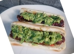 Una foto de Hot dog de chorizo argentino