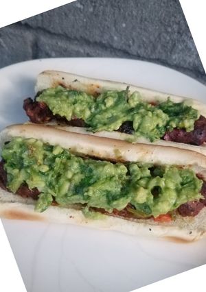 Una foto de Hot dog de chorizo argentino