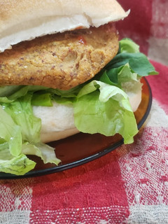Una foto de Hamburguesas de porotos rojos y quinoa
