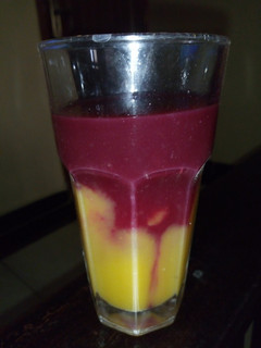 A picture of Mango beetroot juice#author marathon.