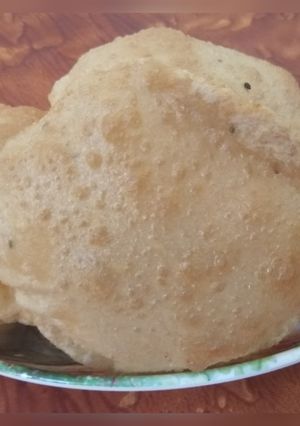 अजवाइन पूरी (Ajwain Puri recipe in Hindi) रेसिपी मुख्य फोटो