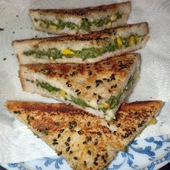 A picture of Cheese Corn Sandwich.
