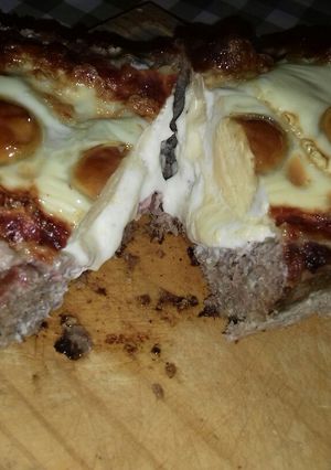 Una foto de Pan de carne relleno con queso 😋