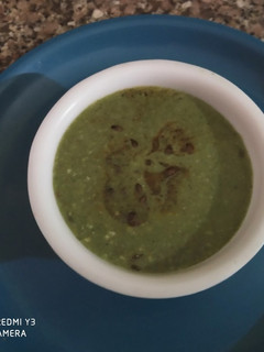 बथुआ रायता (Bathua Raita Recipe in Hindi) रेसिपी मुख्य फोटो