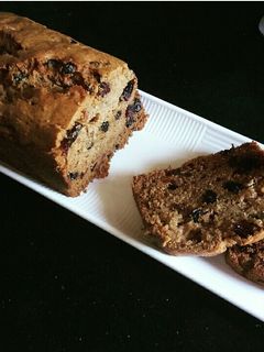 এগলেস রেইজিনস কেক (Eggless raisins cake recipe in bengali) রেসিপির প্রধান ছবি