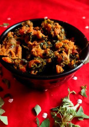 મેથીનીભાજી(Methi bhaji Recipe in Gujarati) રેસીપી મુખ્ય ફોટો