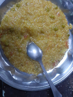 वेजिटेबल दलिया (vegetable daliya recipe in Hindi) रेसिपी मुख्य फोटो