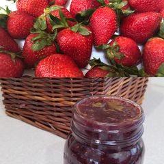 A picture of Strawberry Jam.