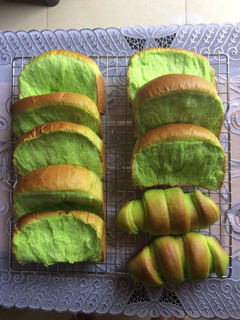 Foto resep Roti sobek pandan (overnight soft bun)