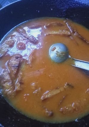 A picture of Dum aloo.
