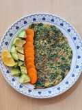 Tortilla de perejil by Eugenia 🥰 Tortilla de estación con mucho perejil y toque de nuez moscada 🥚 🥚