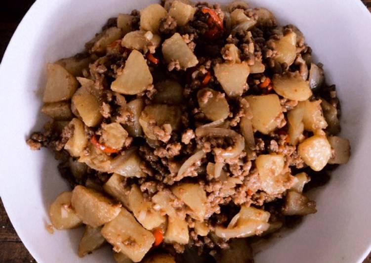 Kentang daging cincang