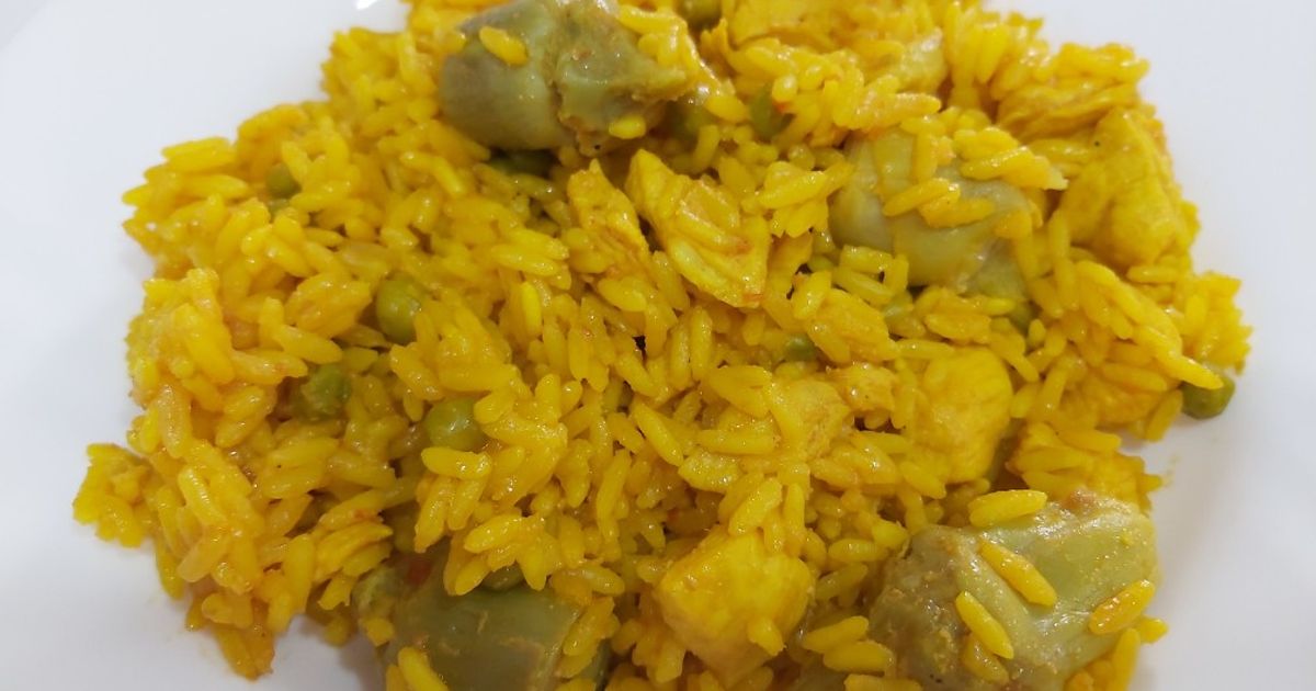 Reis mit Huhn, Erbsen und Artischocken