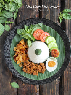Foto resep Nasi Uduk Rice Cooker