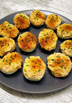 Una foto de Huevos rellenos
