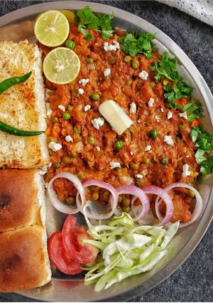 A picture of Streetfood bhaji.