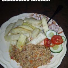 A picture of Fried yam with egg source.