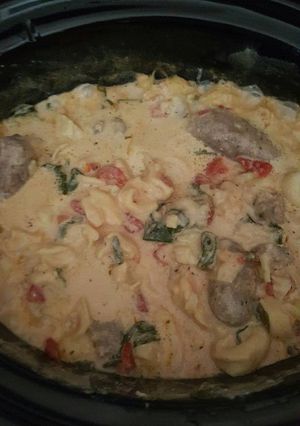 A picture of Crock pot sausage and tortellini soup.