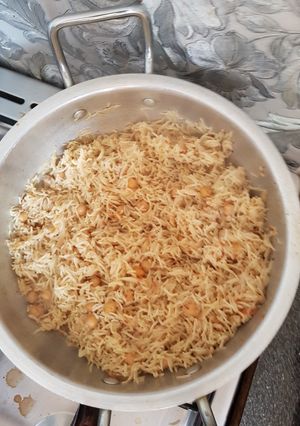 A picture of Chickpeas rice.
