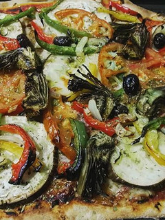 Una foto de Pizza vegana casera 100% natural