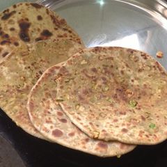 A picture of Peas-Peanut Paratha.