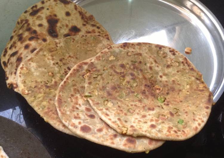 Recipe of Any-night-of-the-week Peas-Peanut Paratha