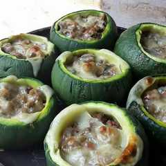 A picture of Zapallitos rellenos.