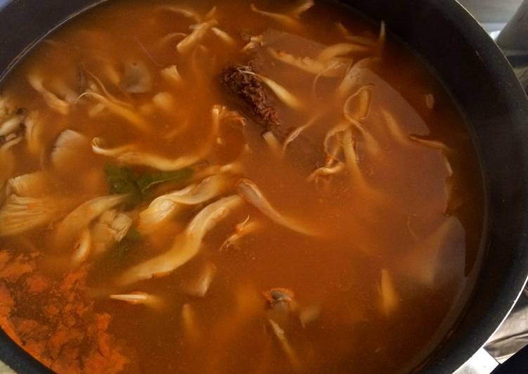 Sopa de hongos