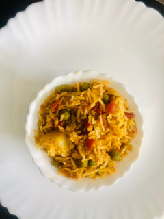 તવા પુલાવ (Tawa Pulao Recipe In Gujarati) રેસીપી મુખ્ય ફોટો