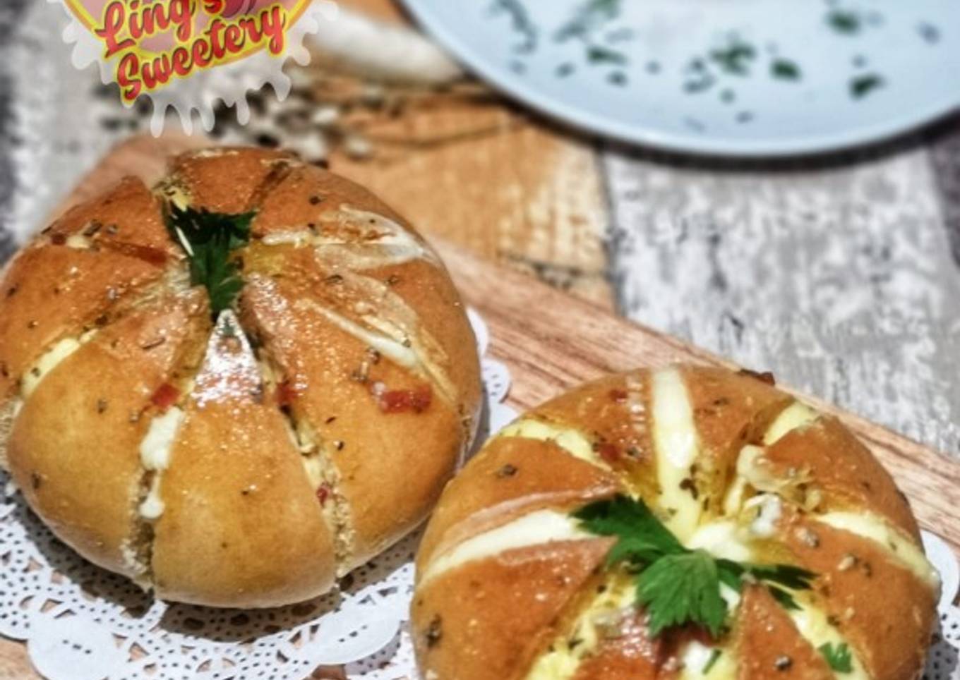 Korean Garlic Bread