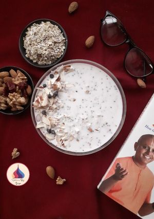A picture of Overnight Oats with Chia seed.