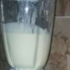 A picture of Home made mayonnaise.
