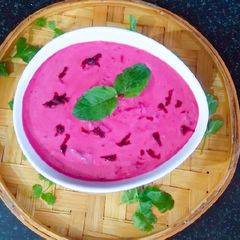 A picture of Beetroot raita.