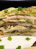 Omelette con cebollín pimentón mostazadijon