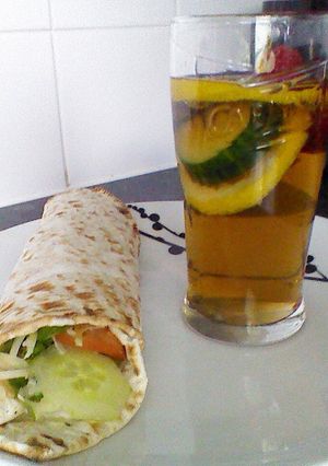 A picture of chicken kick wraps.
