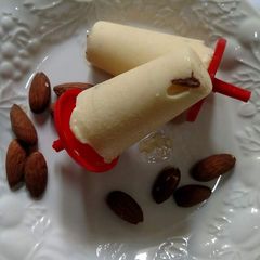 A picture of Bread Badaam Kulfi.