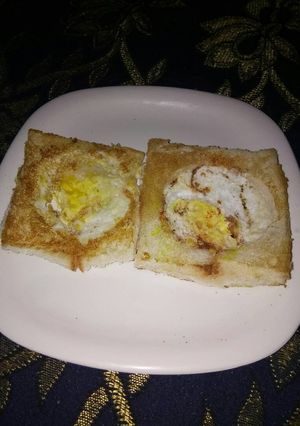 A picture of Egg bread toast.