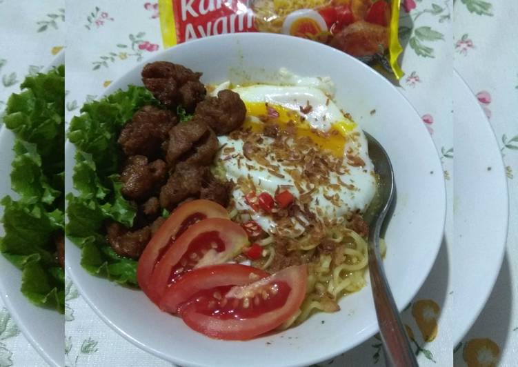 Indomie kari ayam ala hanna