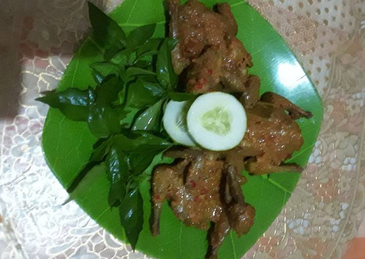 Resep Burung puyuh ungkep rica rica yang Lezat Sekali