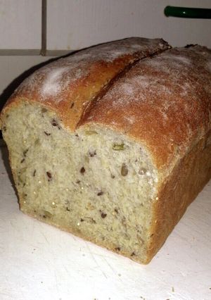 A picture of Delicious multigrain olive oil white bread.