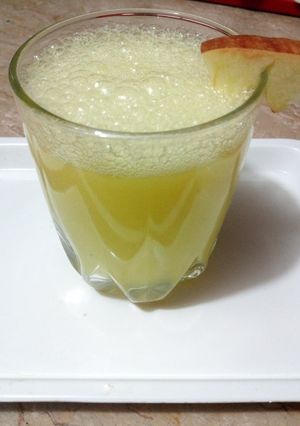 A picture of Apple Soda Drink.