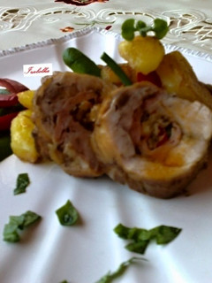 Töltött nyúlcombok recept fotója