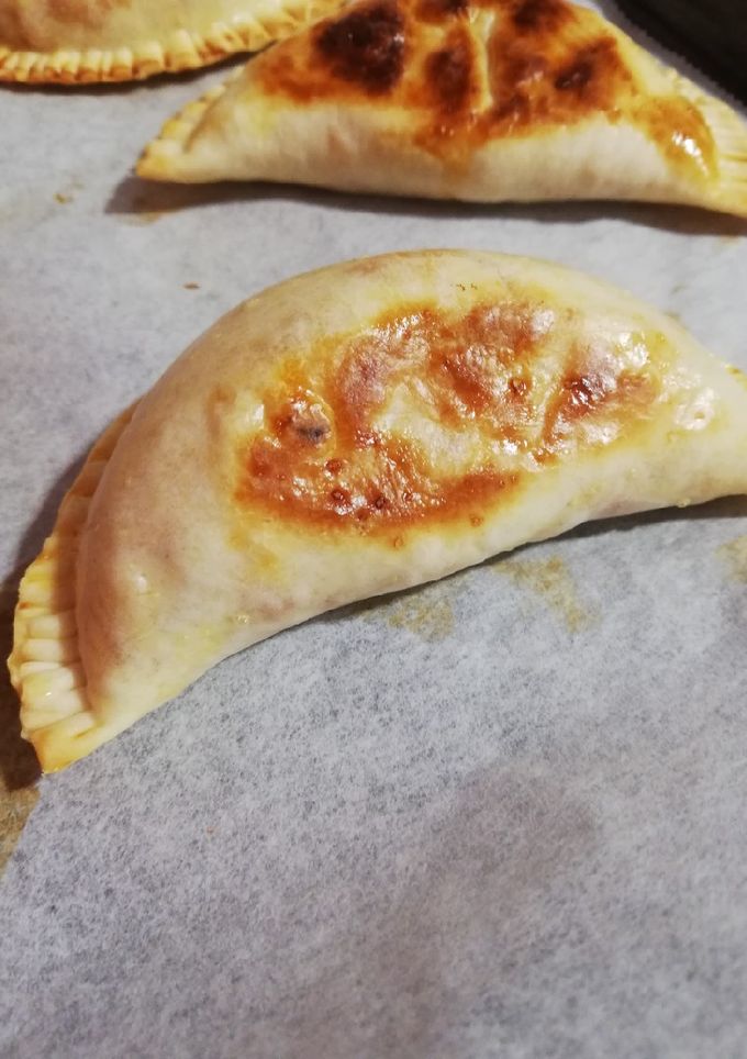 Una foto de Empanadillas de pollo al horno