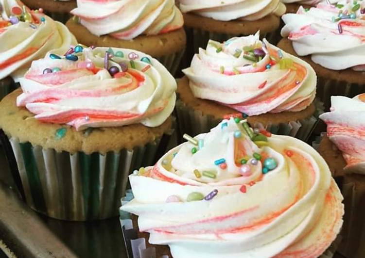 Easiest Way to Prepare Ultimate Super Easy Cupcakes