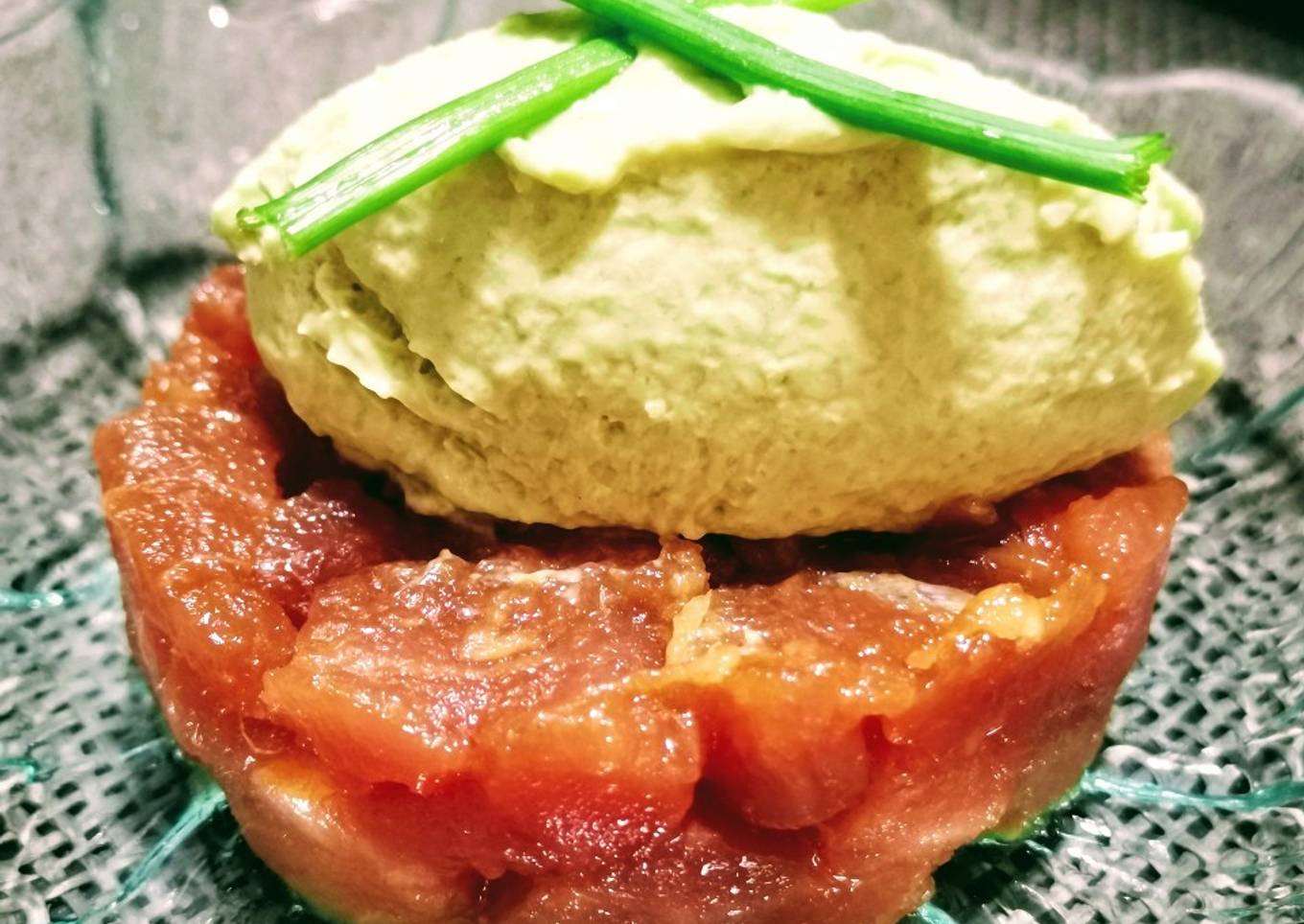 Tartar de atún con helado de aguacate saludable #low carb