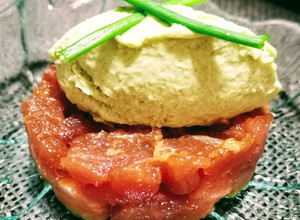 Foto principal de Tartar de atún con helado de aguacate saludable #low carb
