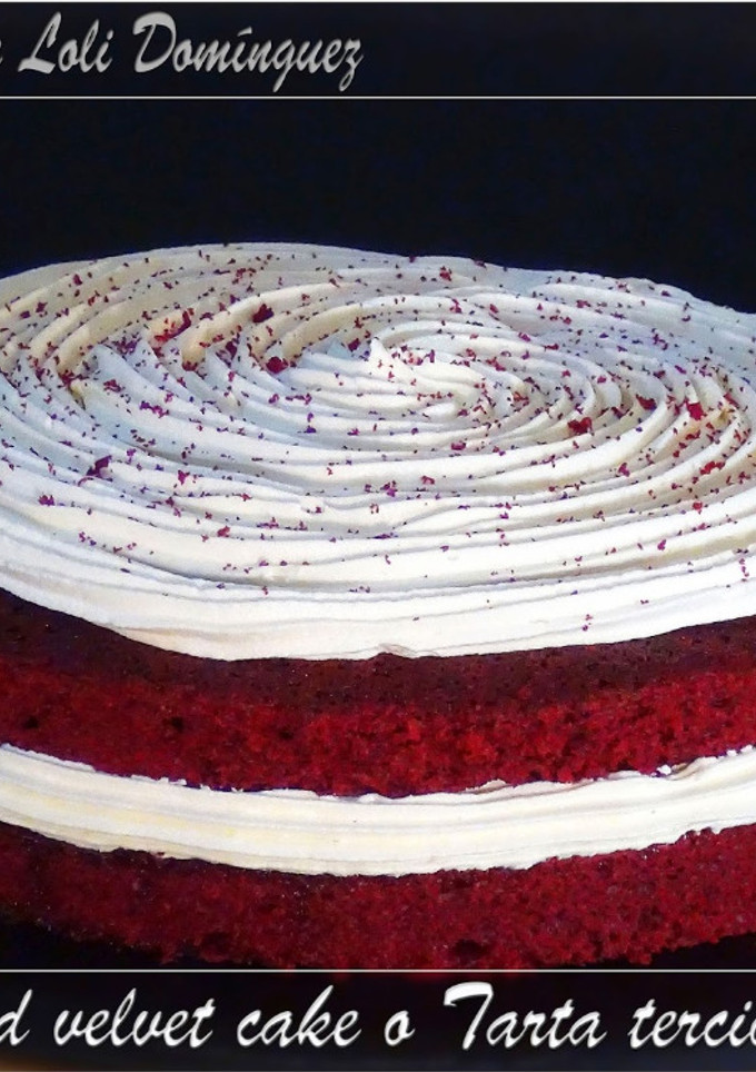 Una foto de Red velvet cake o Tarta terciopelo rojo