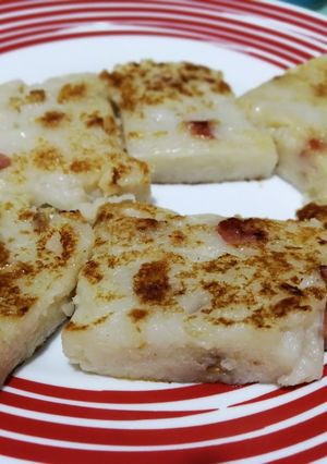 A picture of Radish cake 腊味萝卜糕.