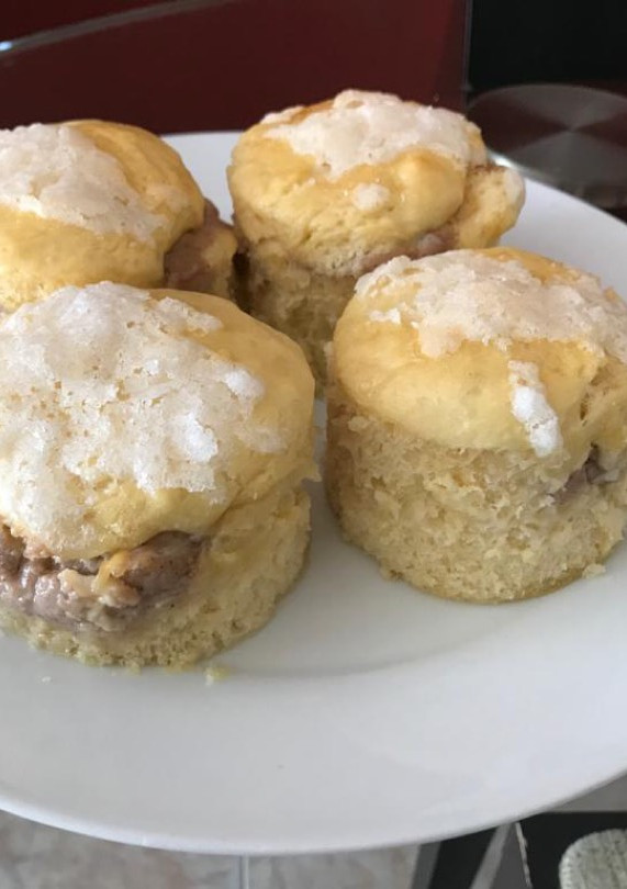 Una foto de Muffin con masa de coca