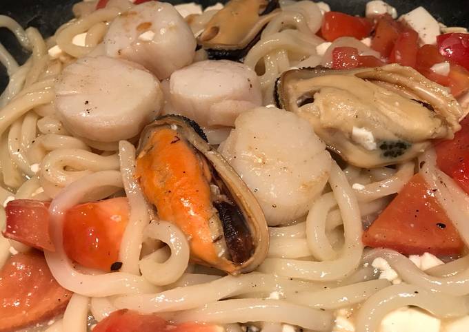 Simple Healthy Seafood Noodles